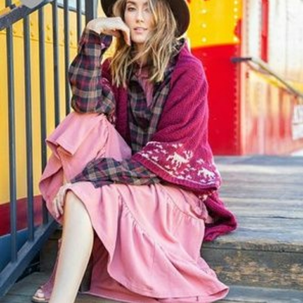 EASEL Burgundy Soft Cardigan Kimono Sleeves - Picture 2 of 7